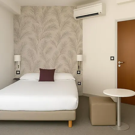 Elisabeth Gare Sncf Hotel 2*