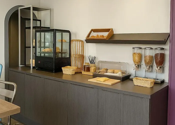 Elisabeth Gare Sncf Clermont-Ferrand