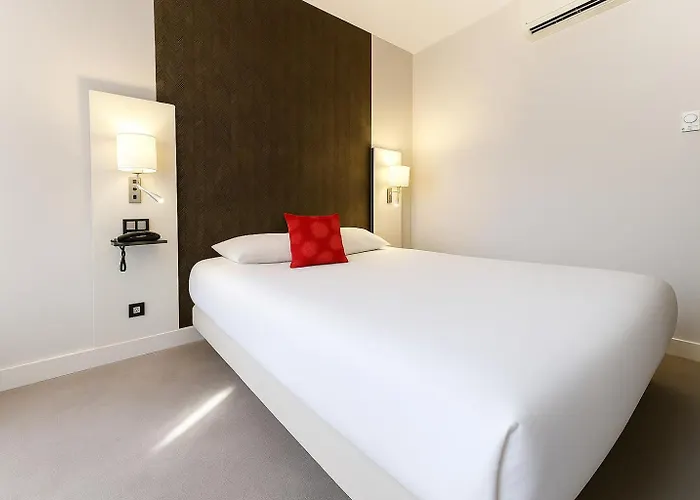 Elisabeth Gare Sncf 2* Clermont-Ferrand