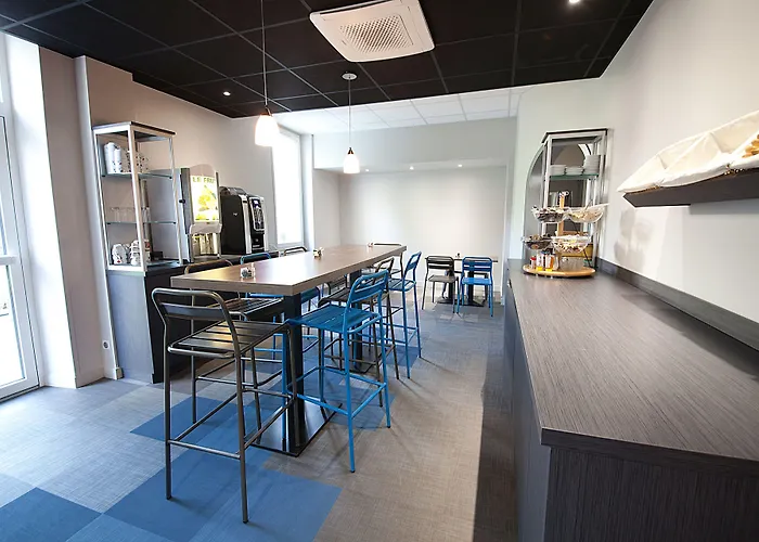 Elisabeth Gare Sncf 2*